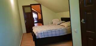Гостевой дом Guest house Likani 2017 Боржоми Двухместный номер с 1 кроватью и общей ванной комнатой-7